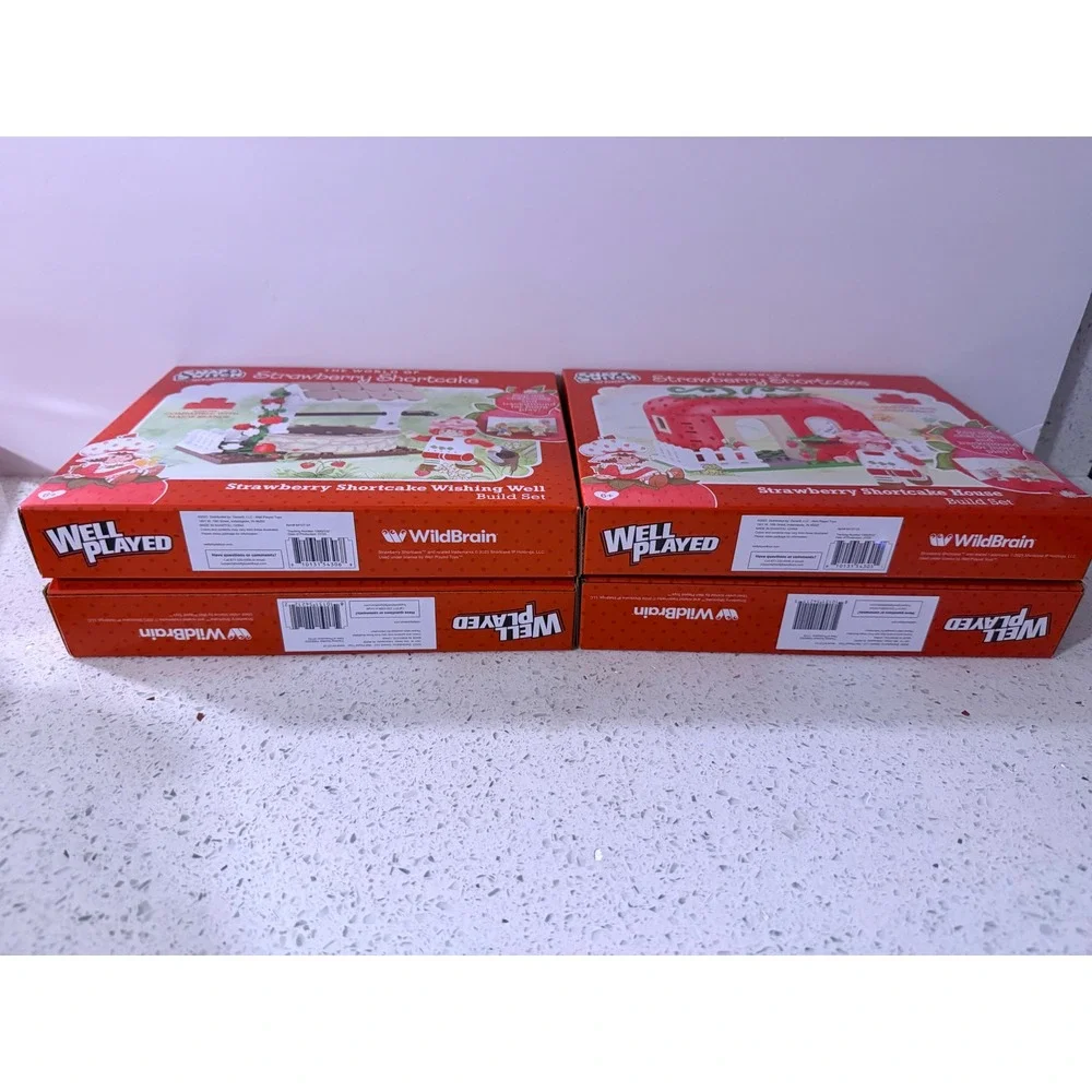 Strawberry Shortcake Snap & Switch Build Set Lot Bakery House Produce Stand Well